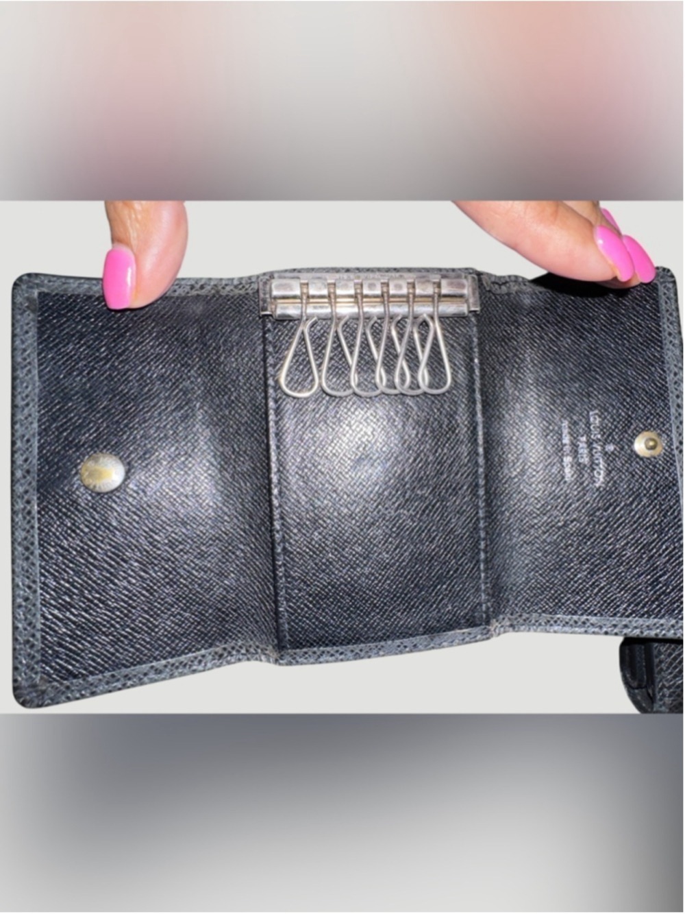 Louis Vuitton Black Taiga Amerigo Leather Wallet and Card Holder Set In Box - Picture 7 of 16